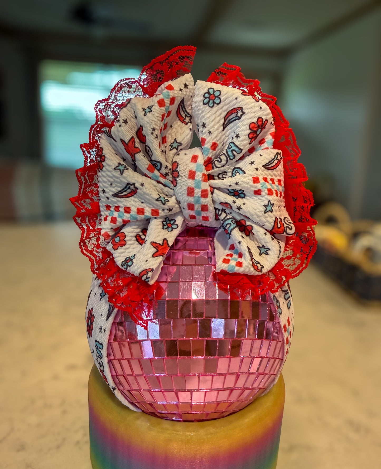 USA messy wrap + lace trim